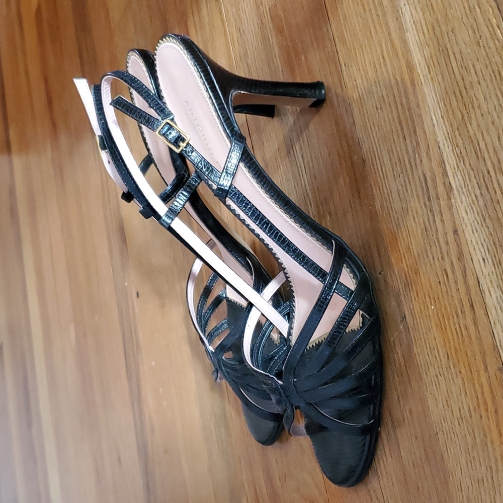 Antonio Melani Black strappy slingback sandal heels - Picture 2 of 7